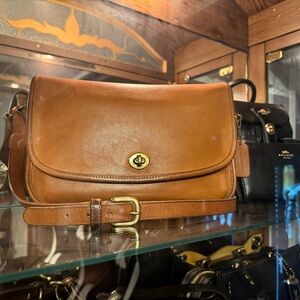 Vintage 90s Coach City bag